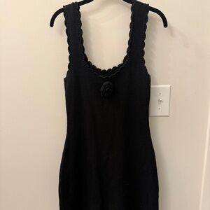 Knit dress with flower - black